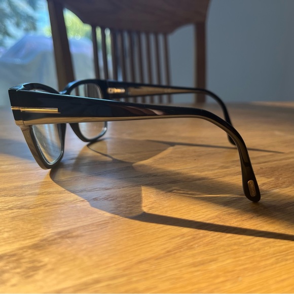 Glasses frame - Picture 3 of 7